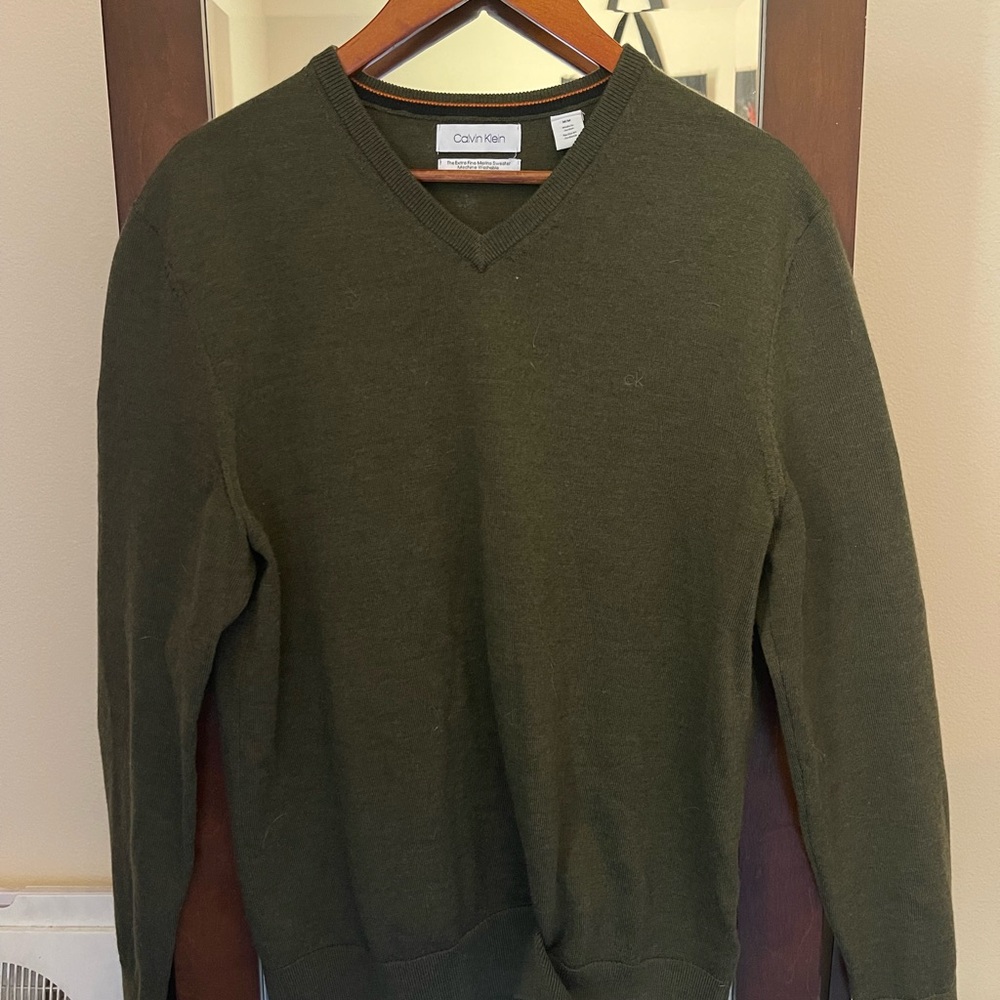 Calvin Klein light pull over green medium